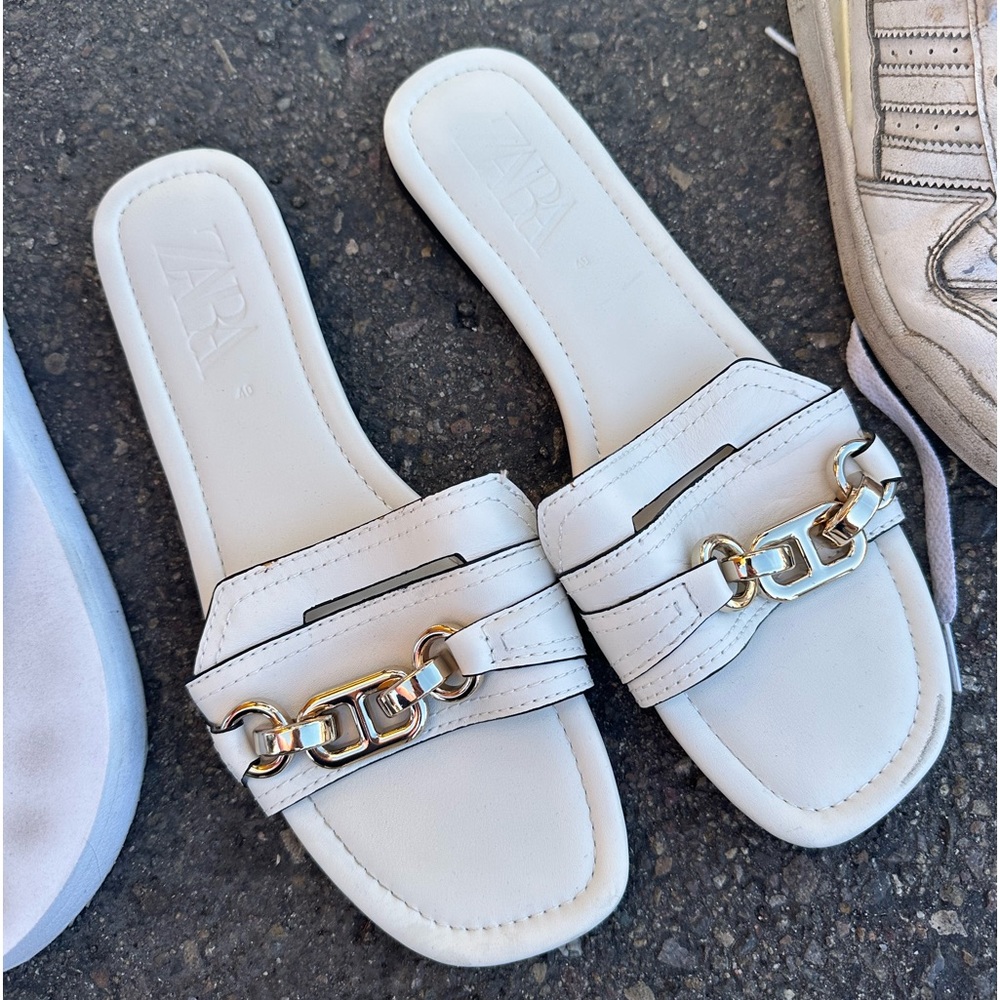 Zara gently used flat sandals